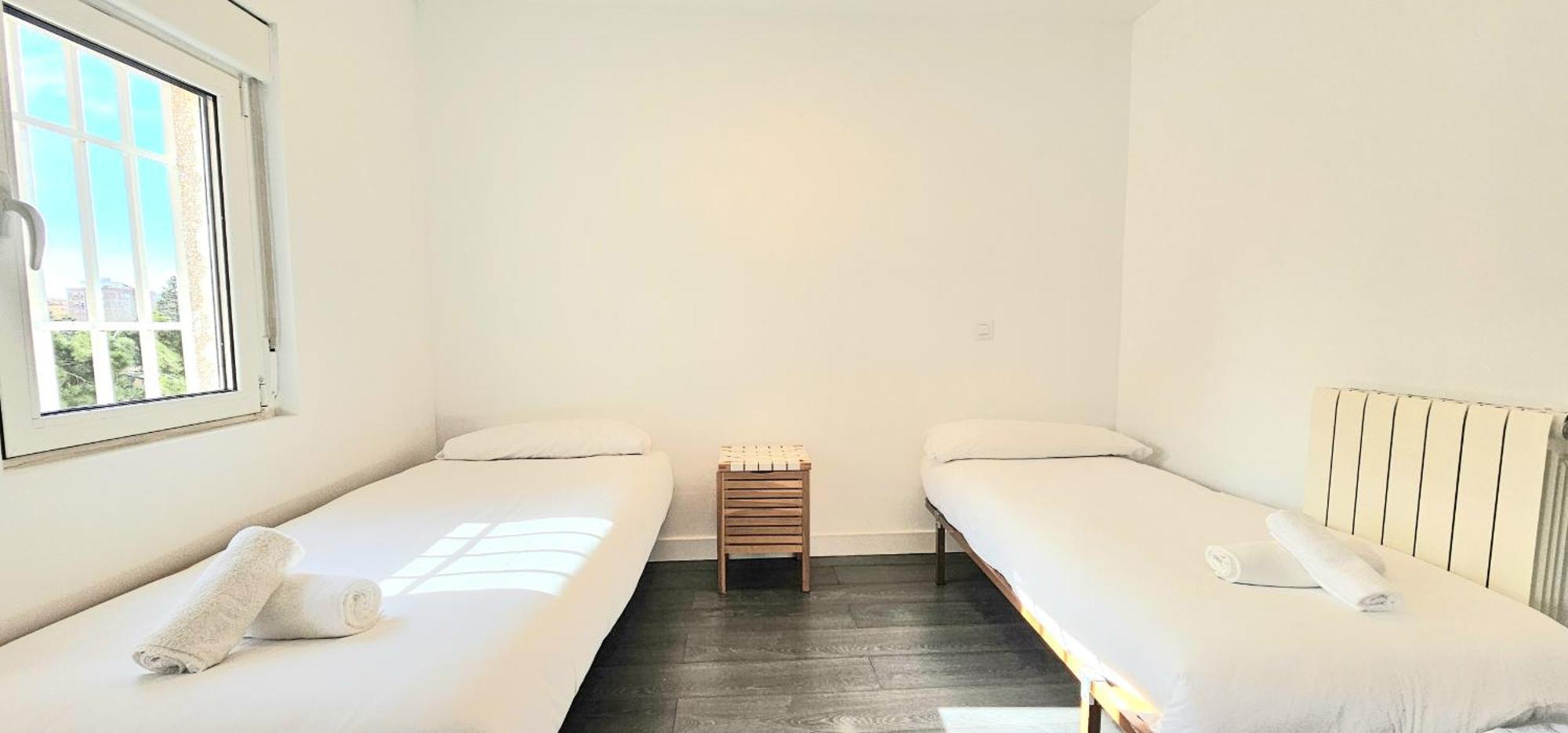 Apartamento Para 5 Personas Cerca De Ifema Y Aeropuerto Alquiler Temporal Мадрид Екстер'єр фото